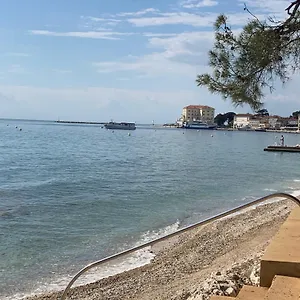 Mia Poreč