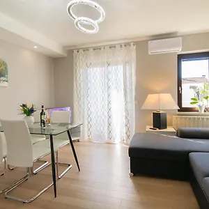 Apartment Motovunska 39, Porec